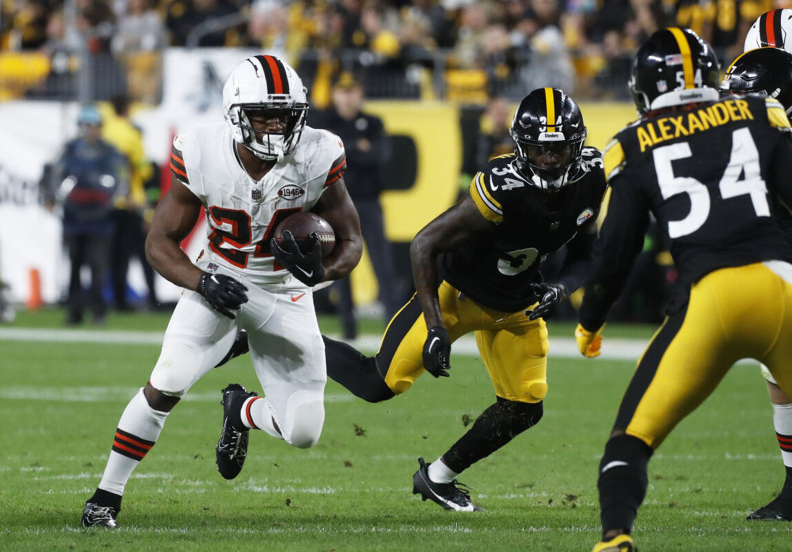 Nick Chubb knee: Former Georgia RB suffers gruesome injury in Browns' game  vs. Steelers