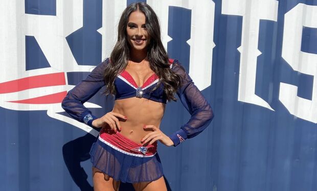 Best Images from The New England Patriots Cheerleaders Swimsuit