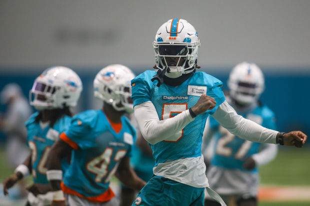 Miami Dolphins-Buffalo Bills Week 4 Complete Observations - Sports  Illustrated Miami Dolphins News, Analysis and More