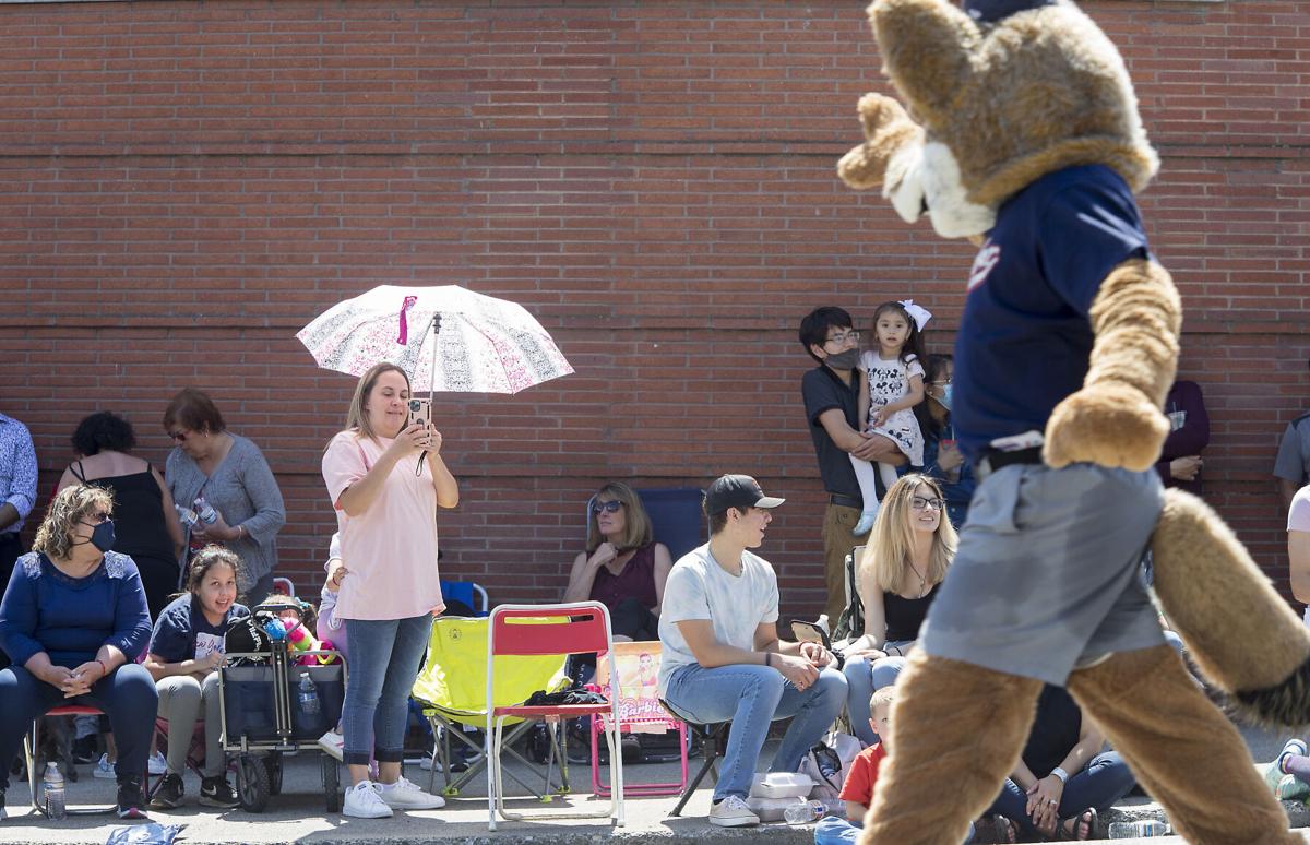 210615-newslocal-festivalparadegallery 13.jpg