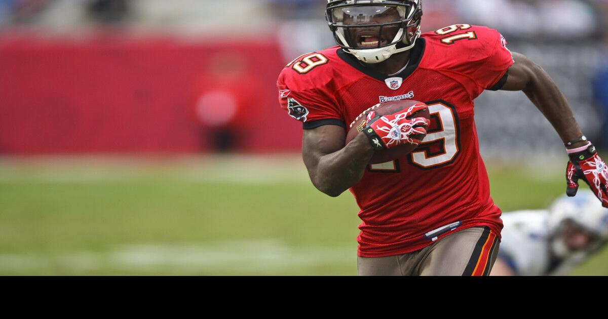 Police Are Investigating Death Of Former Bucs Wide Receiver - The