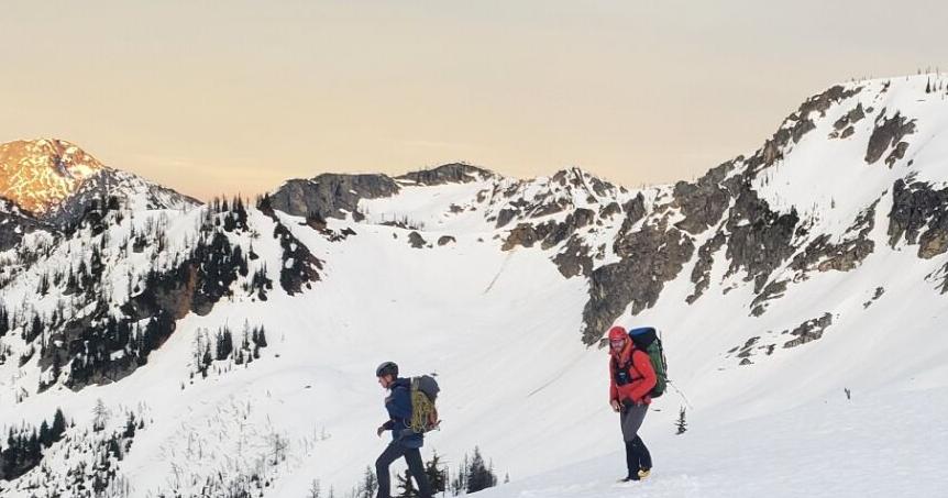 2 hikers rescued in Maple Pass area - Vimarsana News