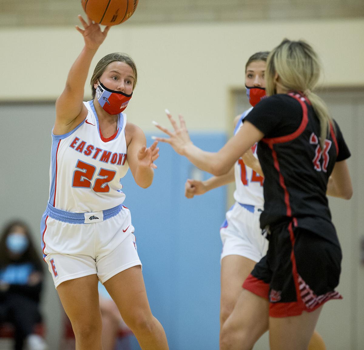 210609-sportslocal-ehssunnysidebballgallery 04.jpg