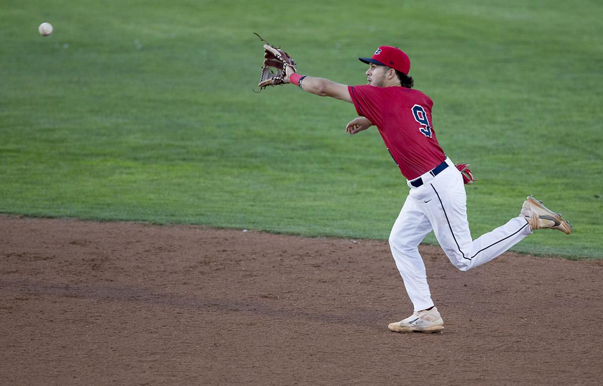 210610-sportslocal-applesoxwallawallagallery 18.jpg