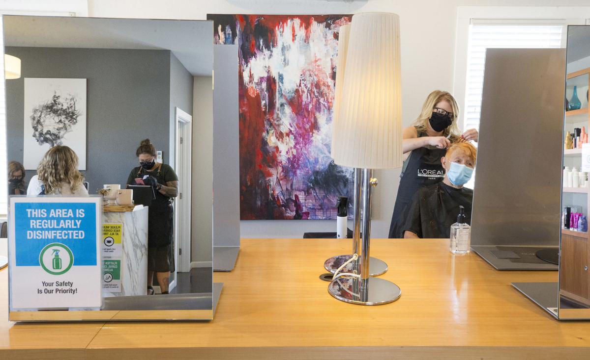 Wenatchee Valley Residents Finally Get A Haircut Coronavirus Wenatcheeworld Com