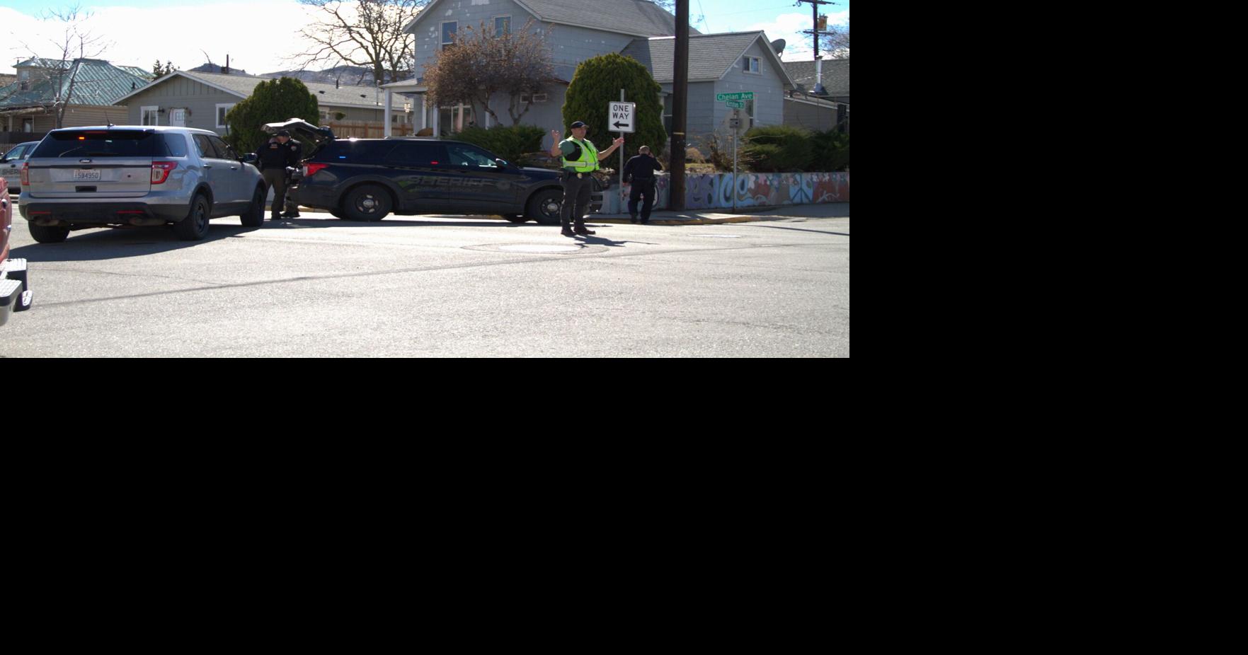 Wenatchee traffic redirected as deputies attempt arrest | Local News ...