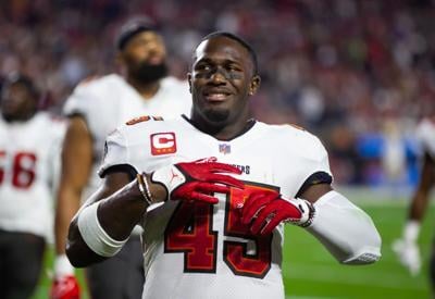 Should Commanders Trade for Buccaneers LB Devin White