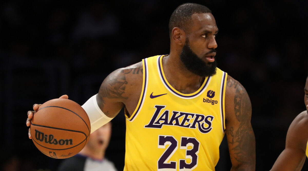 LeBron James Makes Jersey Number Change: Pays Tribute to Bill