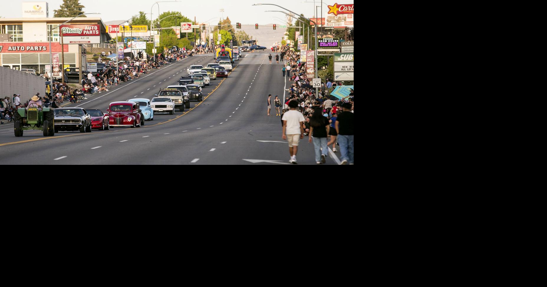 Classy Chassis Parade and Car Show rev up in East Wenatchee for Apple Blossom Festival