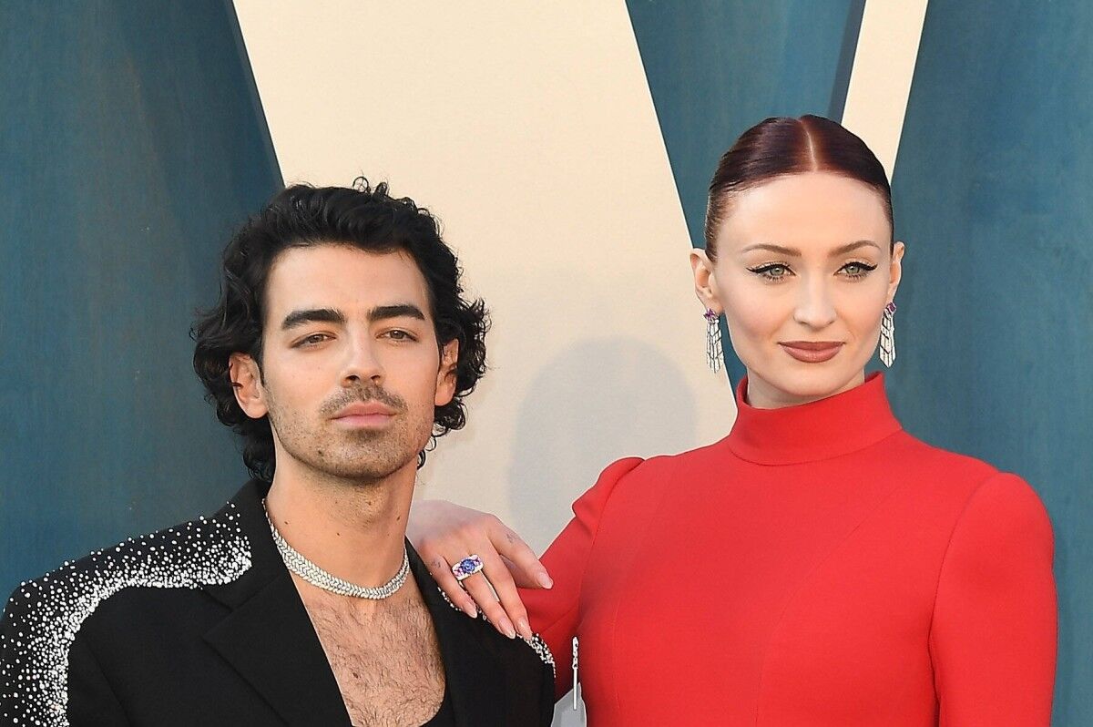 Sophie Turner, Joe Jonas Reach Compromise Concerning Kids Amid Divorce  Drama - Parade