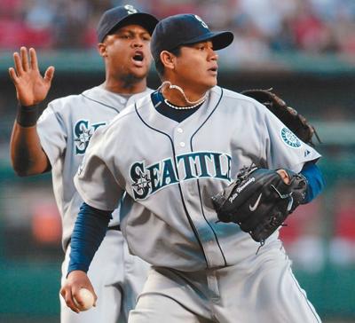 Vintage Russell Athletic MLB Seattle Mariners Adrian Beltre