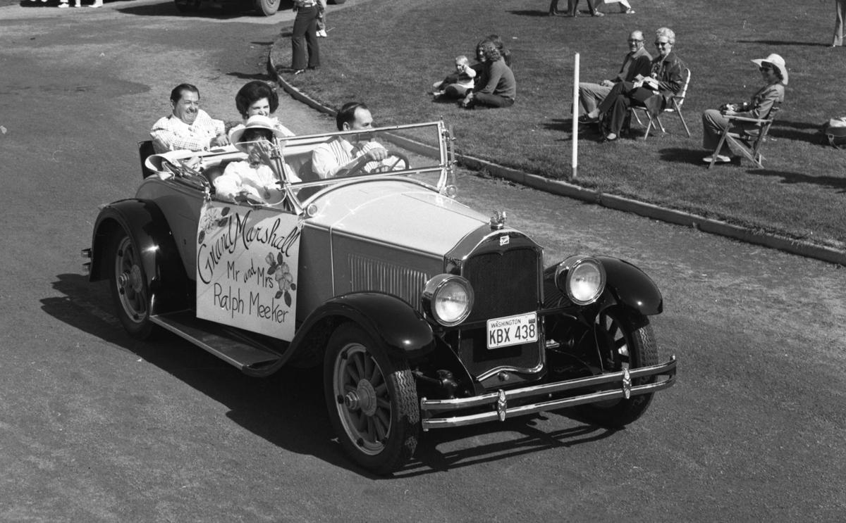 1974 1975 Contestants Fly Kites Museum Celebrates Anniversary Apple Blossom Festival Wenatcheeworld Com 1974 1975 Contestants Fly Kites Museum Celebrates Anniversary Apple Blossom Festival Wenatcheeworld Com