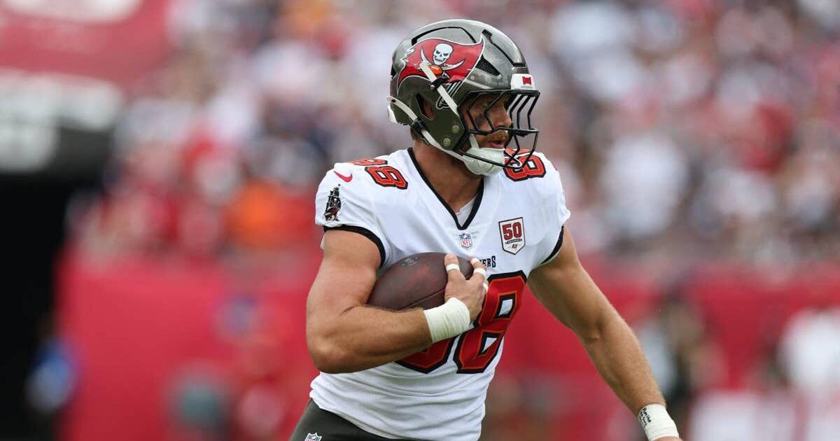 Fantasy Football Week 1 Flex Rankings: Which RB/WR/TE Should You Start?