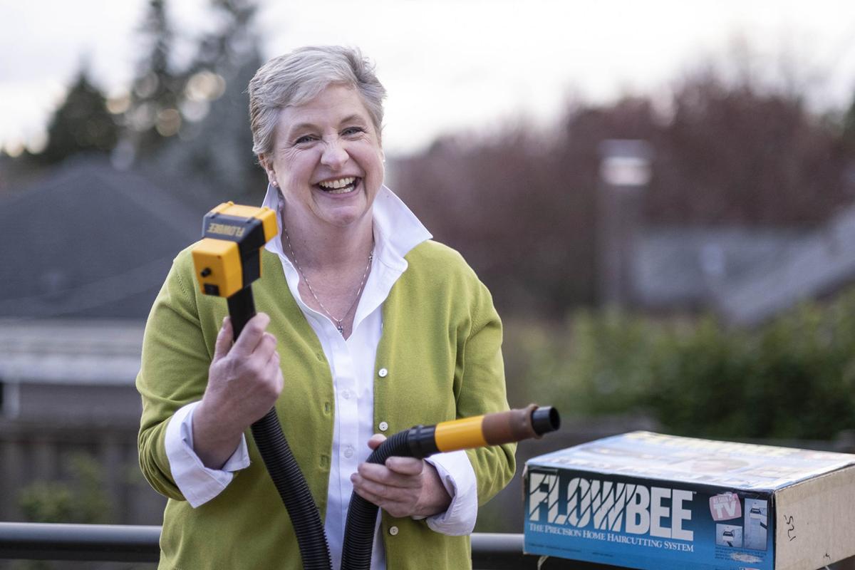 Flowbee : Flowbee - Flowbee Haircutting System Review ... : Flowbee system attaches to a vacuum cleaner (not included, needs to be 3 hp or 8 amps to pull hair through the cutting blades.) can cut as short as.
