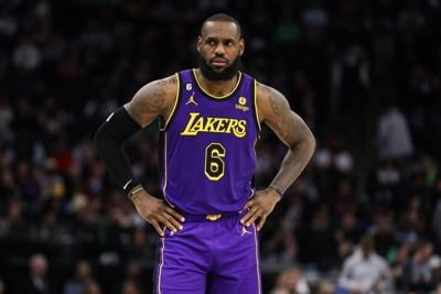 2 way-too-early trades Lakers must pull off in 2023-24 NBA season