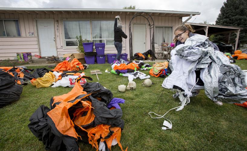 Photo gallery Decorating for Halloween in East Wenatchee News