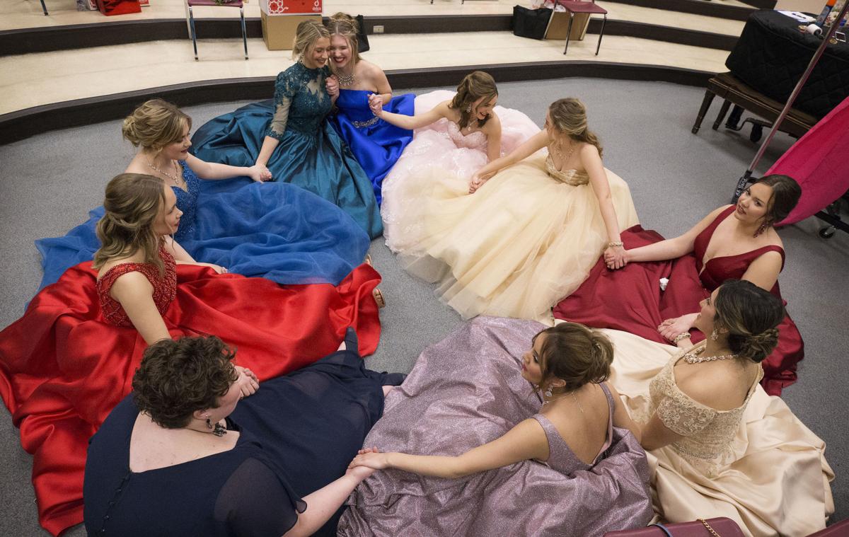 Queen Tess Sparks chosen to reign over the 101st Apple Blossom Festival Local News