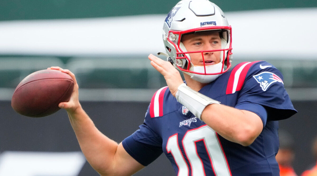 FINAL: New England Patriots Beat New York Jets 15-10 Preventing Comeback -  Sports Illustrated New England Patriots News, Analysis and More