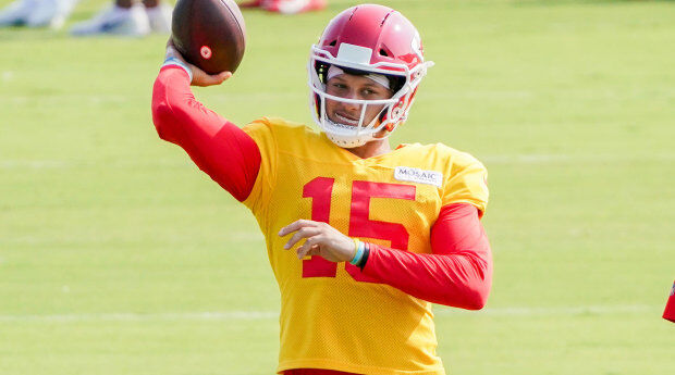 NFL Week 2 Winners and Losers: Patrick Mahomes Gets Paid, Bengals and  Chargers Continue Struggles - Sports Illustrated