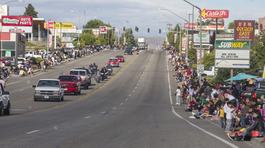 Classy Chassis Parade and Car Show revs up again Apple Blossom