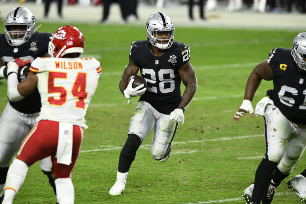 ESPN predicts Las Vegas Raiders to re-sign RB Josh Jacobs