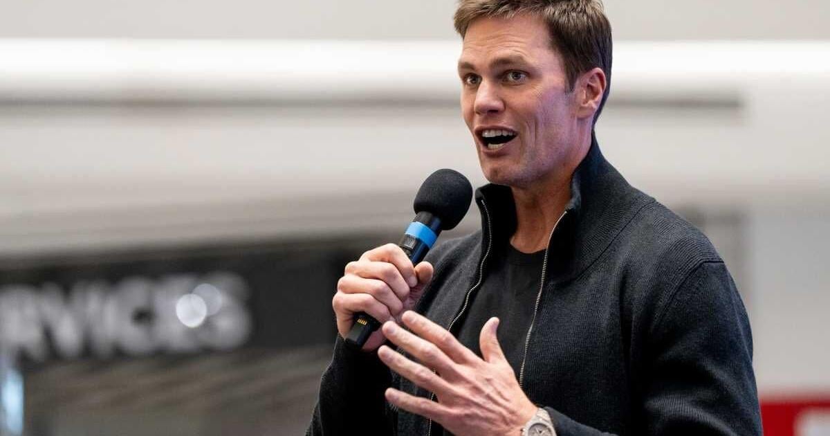 nfl-legendary-quarterback-tom-brady