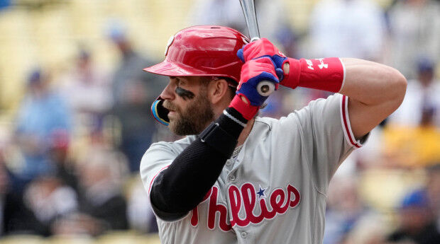 Love you mom! Bryce Harper homers on Mother's Day, then shouts