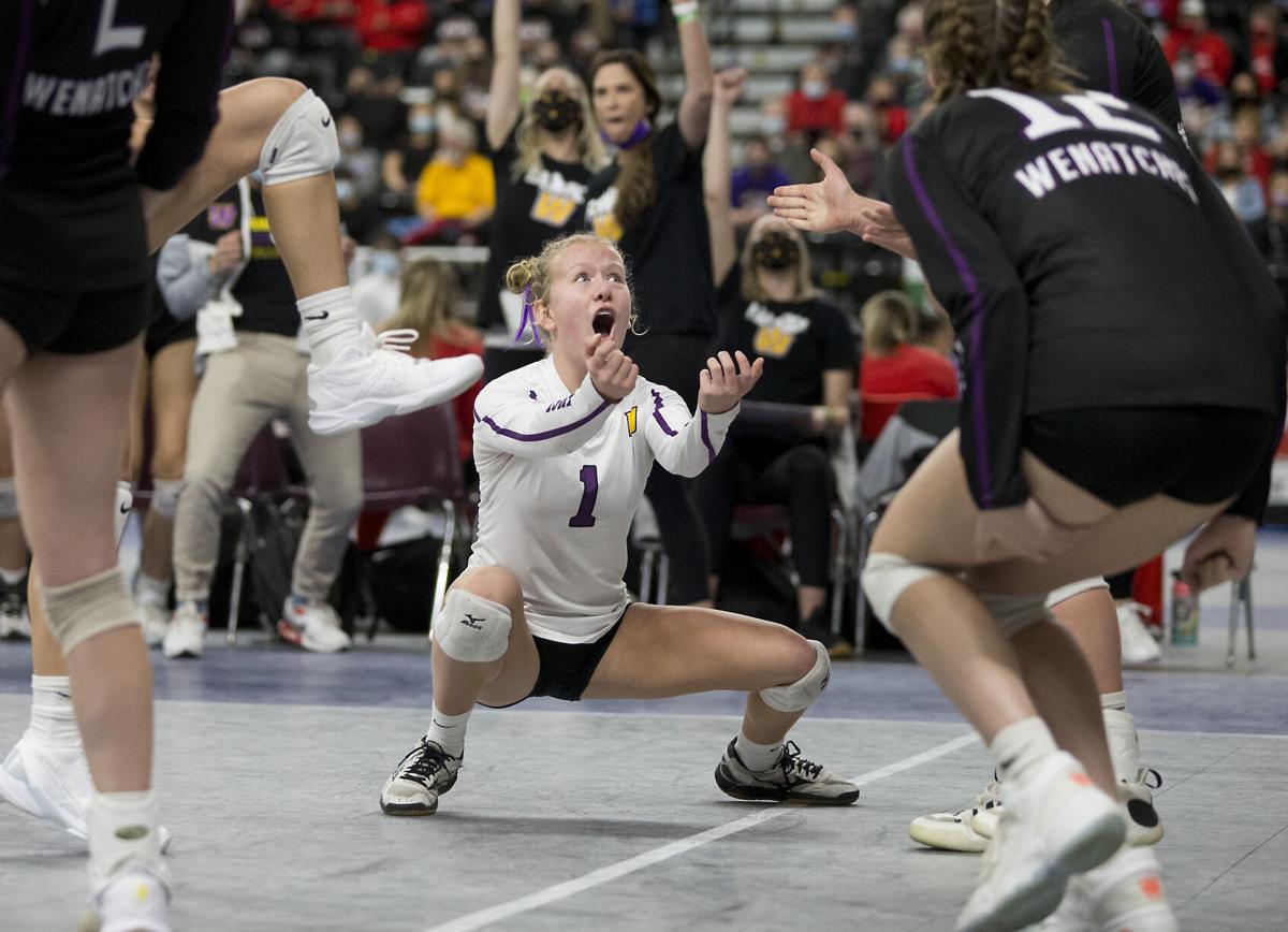 211120-sportslocal-wenatcheevolleyballgallery 01.jpg