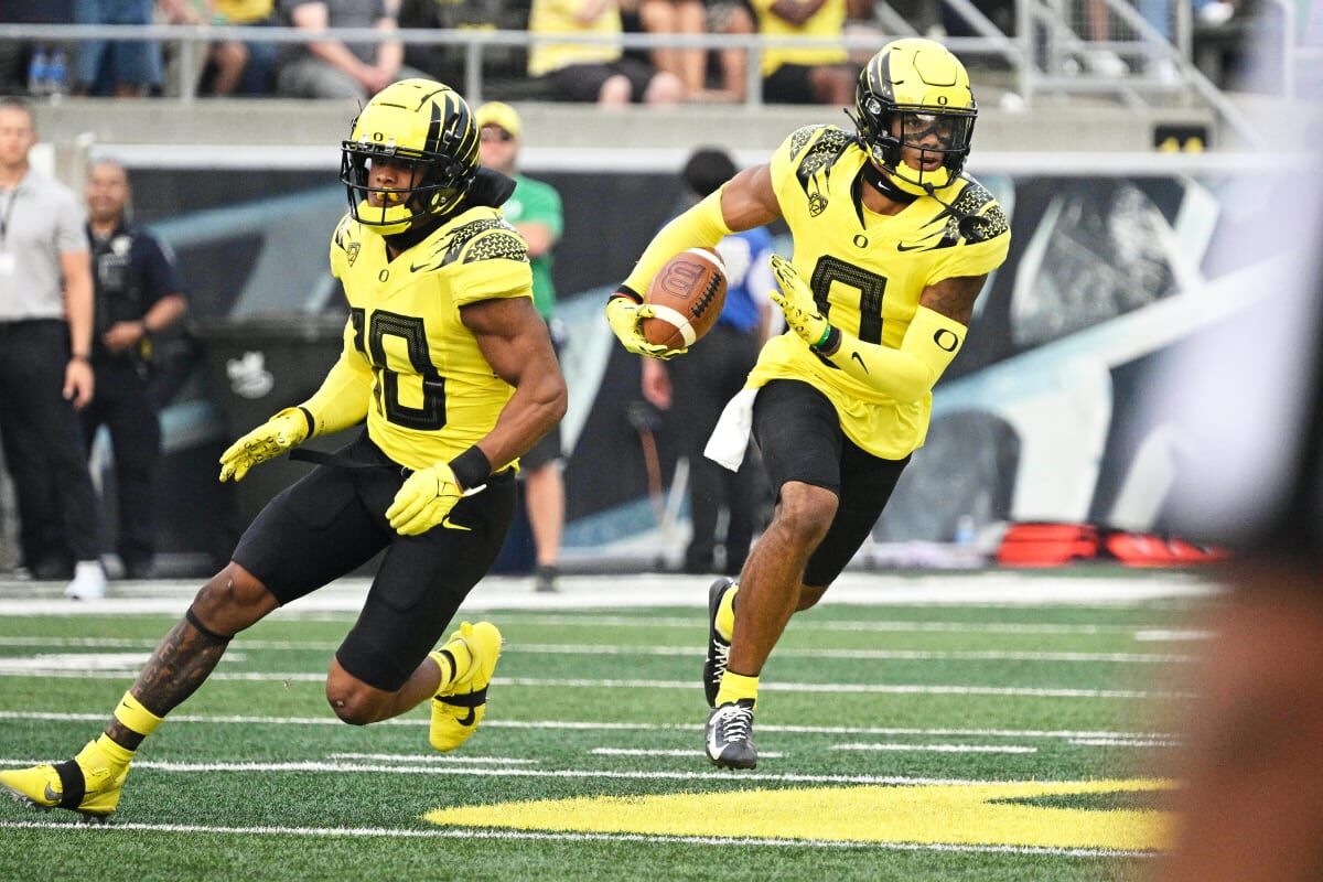 Oregon Football: Is CB Christian Gonzalez a First Round Lock After