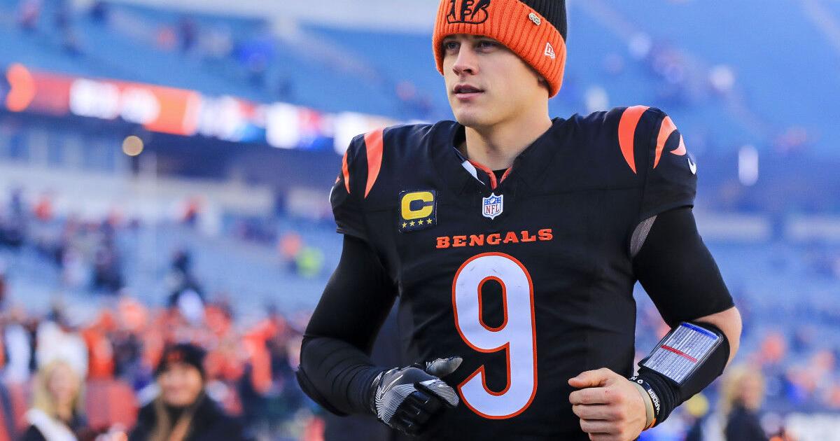 Ja'Marr Chase Sends Three-Word Message To Joe Burrow