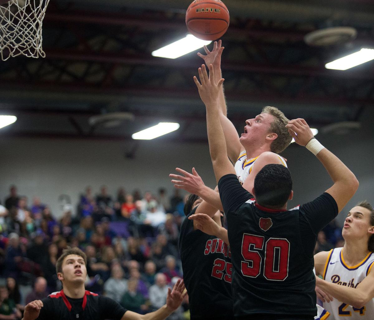 Photo Gallery Wenatchee Boys Beat Sunnyside In Basketball