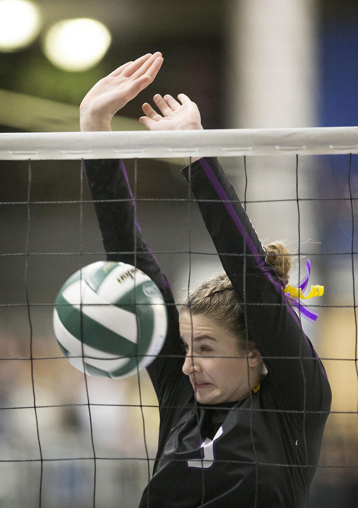 211120-sportslocal-wenatcheevolleyballgallery 05.jpg
