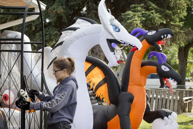 Photo gallery Decorating for Halloween in East Wenatchee News