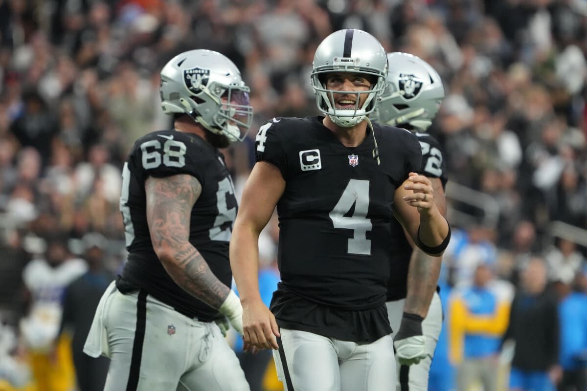 Four potential landing spots for ex-Raiders QB Derek Carr in 2023