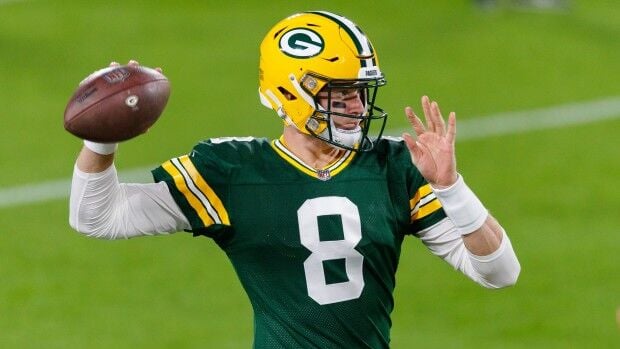 Aaron Rodgers Contract: NFL World Reacts to QB Taking Massive Pay Cut With  Jets - Sports Illustrated