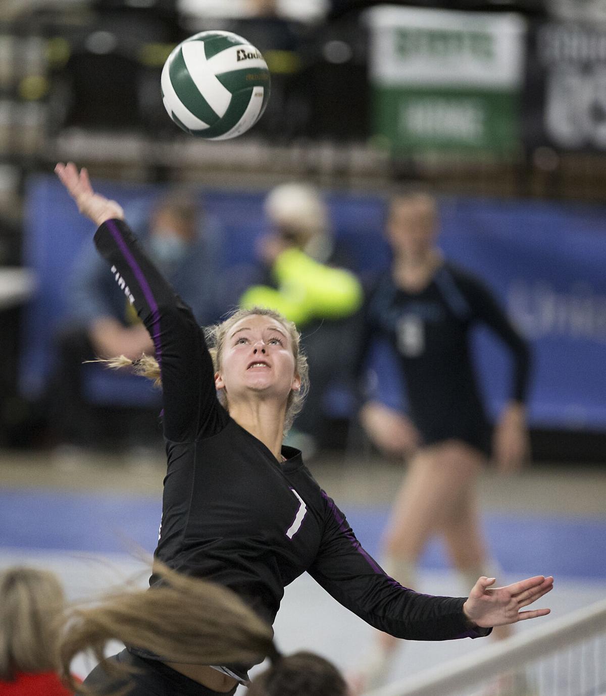 211120-sportslocal-wenatcheevolleyballgallery 09.jpg