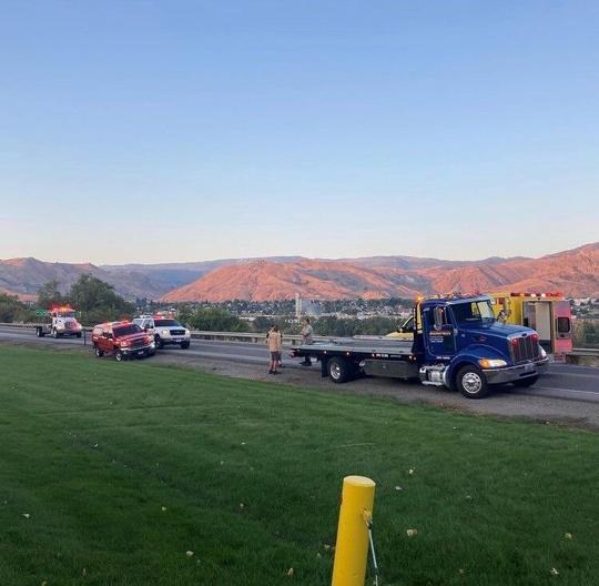 18yearold dies at scene of East Wenatchee crash, two seriously