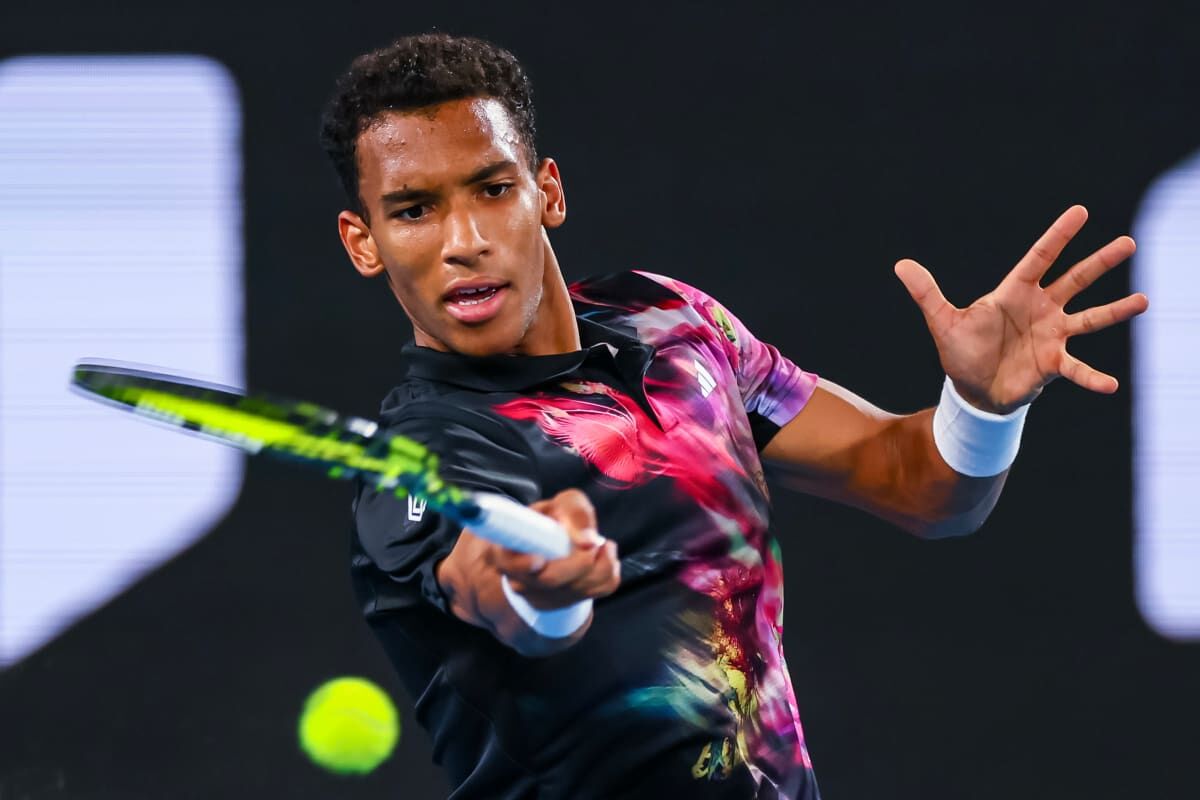 Félix Auger-Aliassime saves three match points, advances to quarter-finals  in Vienna - Tennis Canada