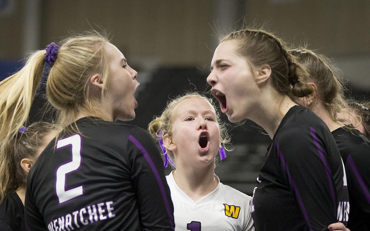 211120-sportslocal-wenatcheevolleyballgallery 11.jpg