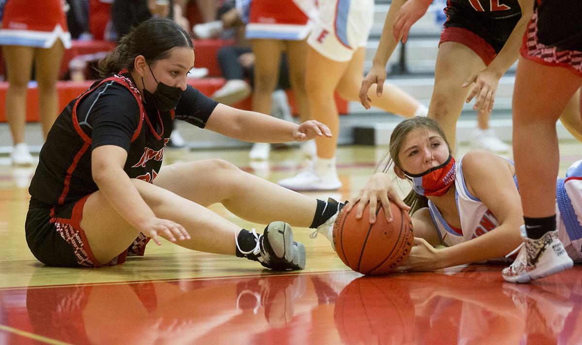 210609-sportslocal-ehssunnysidebballgallery 18.jpg