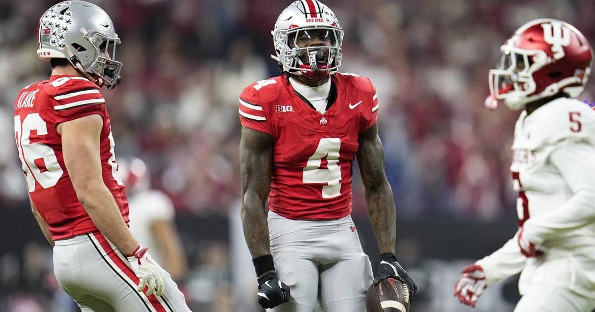 ohio-state-buckeyes-wide-receiver-jeremiah-smith-4-celebrates-a-catch-during-the-first-half-of-the-big-ten-conference