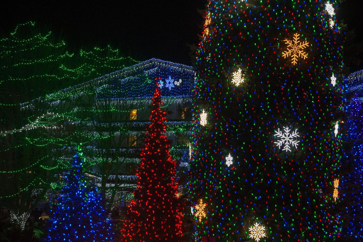 Leavenworth tree lighting ceremony 2021