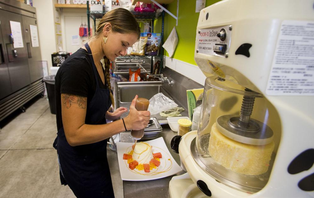 Eye On A Chill Place To Hang Out Frozen Yogurt Shop Keeps
