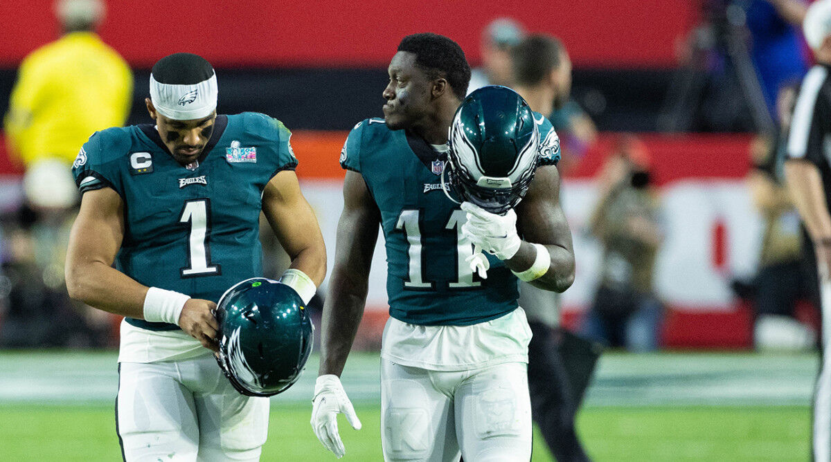 Eagles' A.J. Brown Clears the Air Over Sideline Dispute With Jalen Hurts, Sports Illustrated