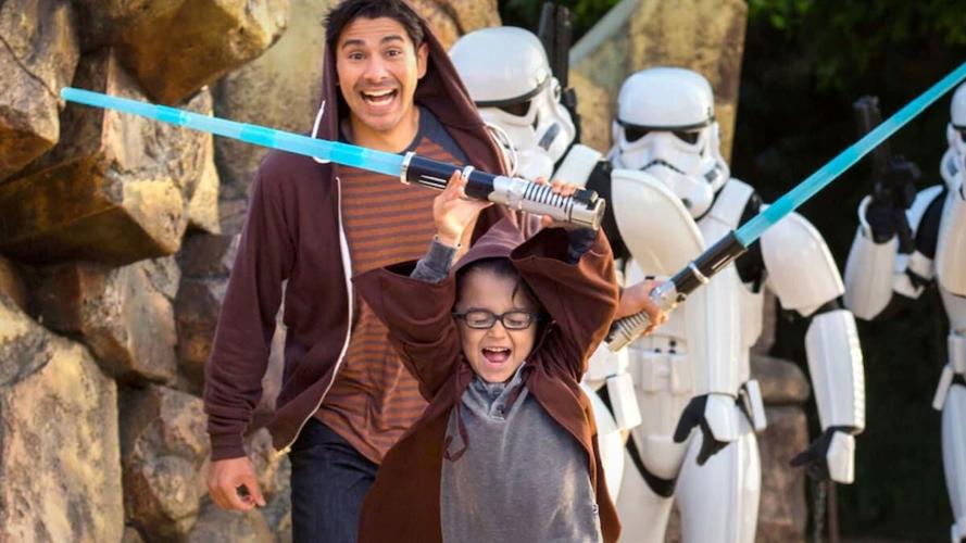 Character Greetings, Entertainment, & Photo Ops Revealed for Disneyland  After Dark: Star Wars Nite 2023 - WDW News Today