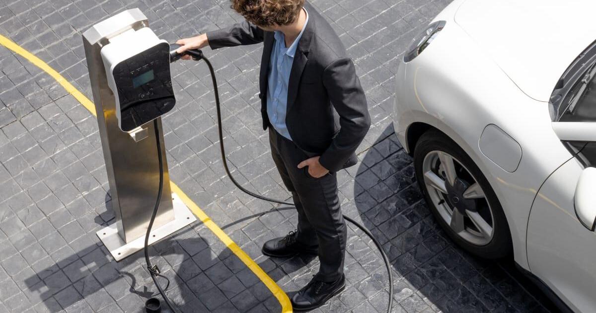 A List of EVs and Hybrids That Currently Qualify for Federal Tax Credits - Vimarsana News