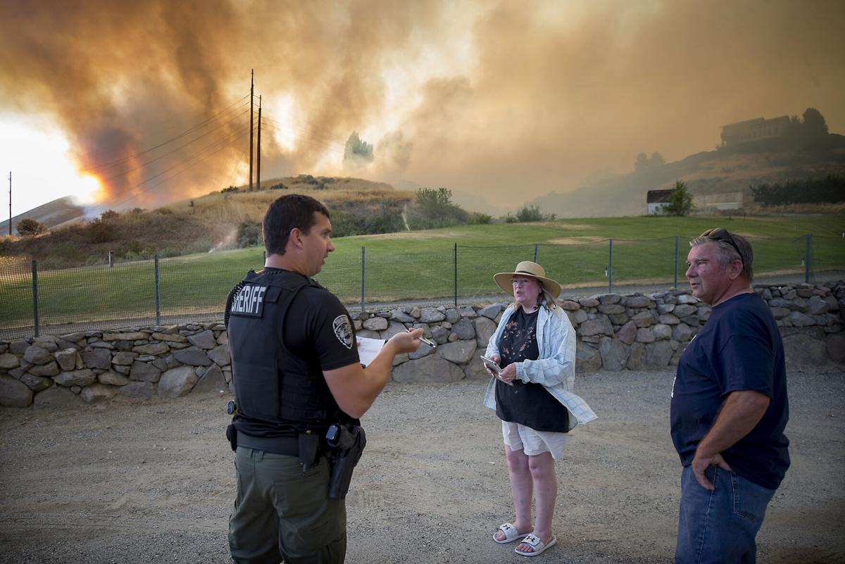 210714-newslocal-monitorsunnslopefiregalery 01.jpg