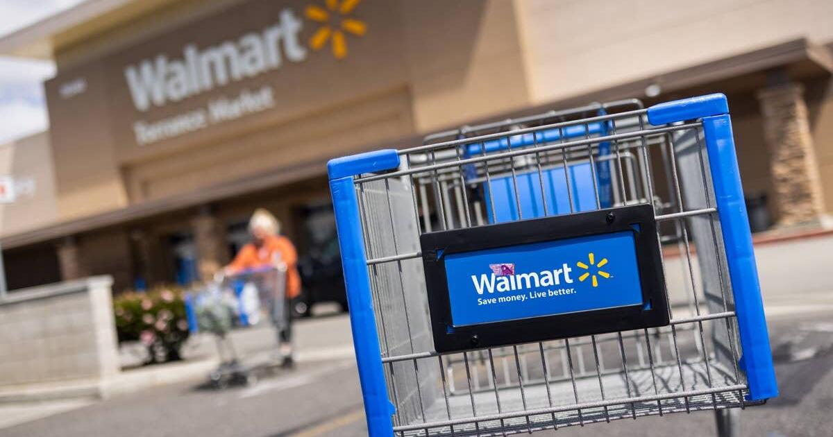 Walmart Sells a $70 Space-Efficient Wood Desk That Has a Bookshelf Built Right Into the Side