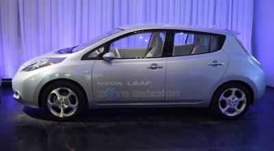 Research 2011
                  NISSAN Leaf pictures, prices and reviews