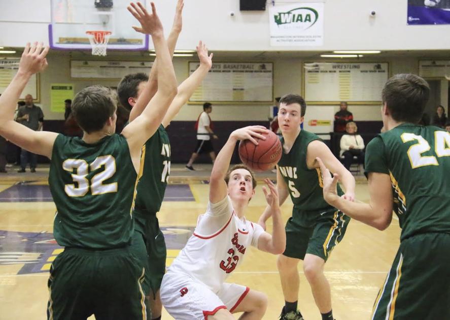 Brewster Boys Basketball Team Fights Back But Comes Up Short In Regional Round Sports Wenatcheeworld Com